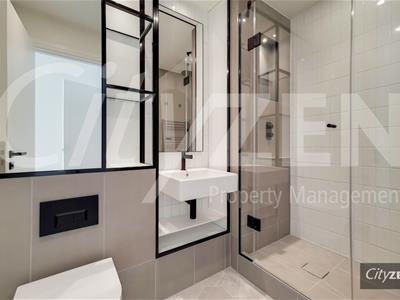 EN SUITE SHOWER ROOM